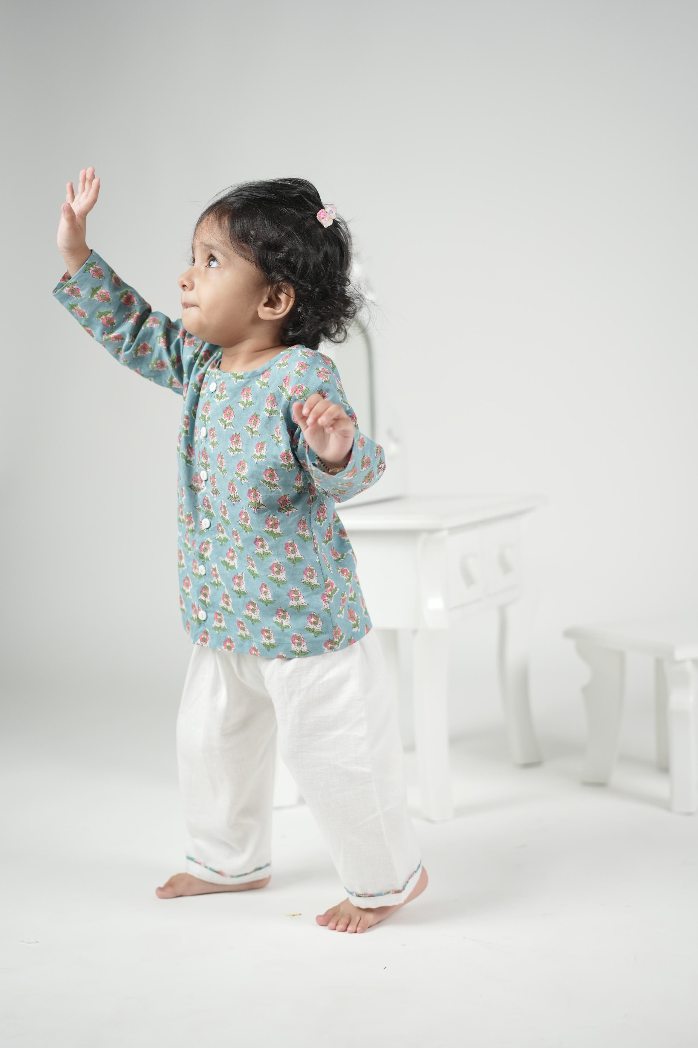 Neel Kamal Jhabla Set