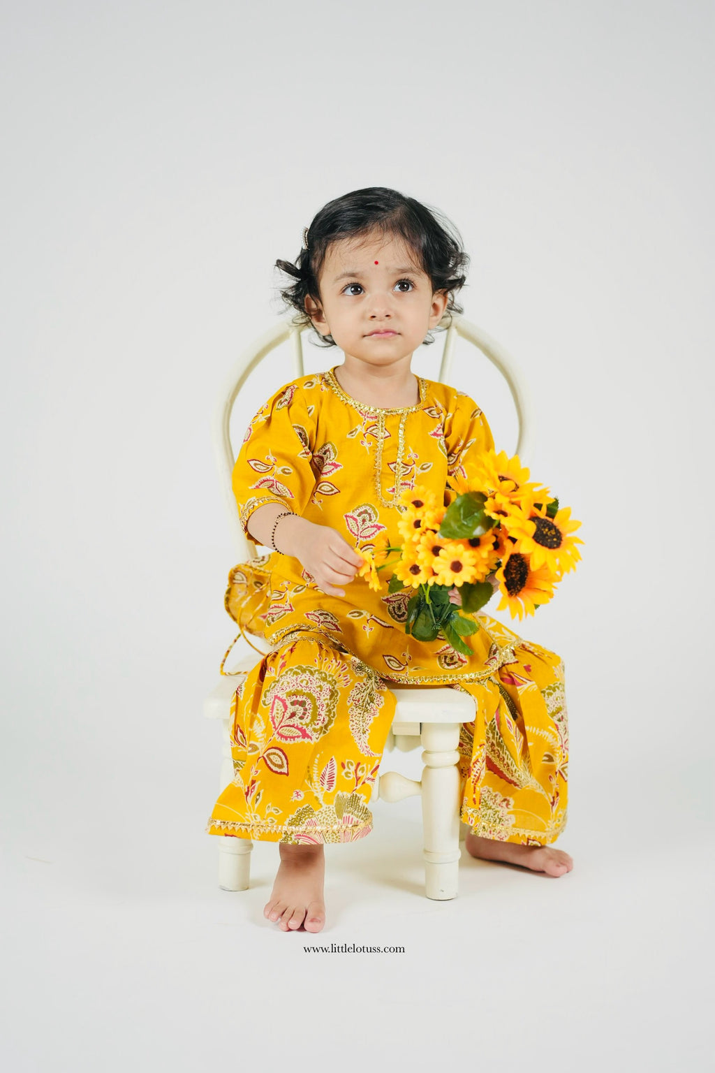 Suhani Sharara Set