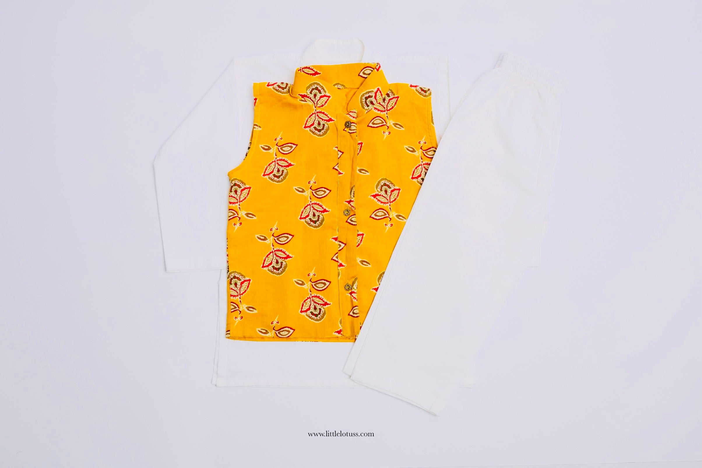 Suhani Surya Kurta Pajama Set